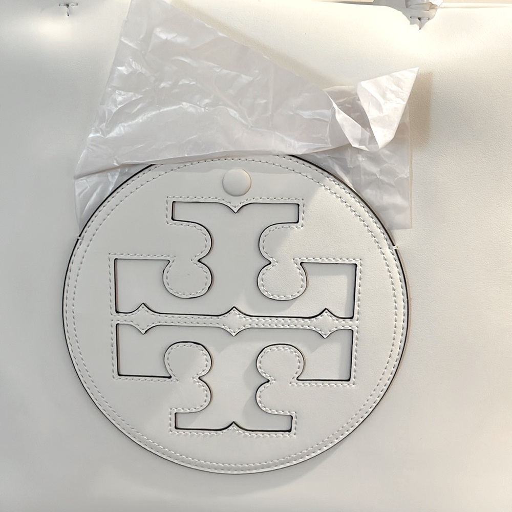 🆕- Tory Burch Ella Large Totebag Warm White. Gorgeous - Picture 7 of 15